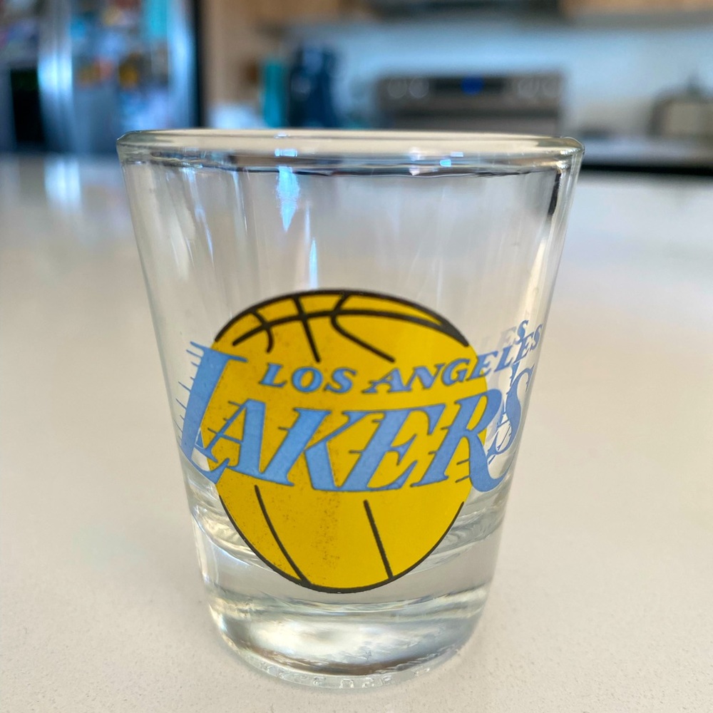 VTG NBA Los Angeles LA Lakers Basketball Logo Clear Shot Glass